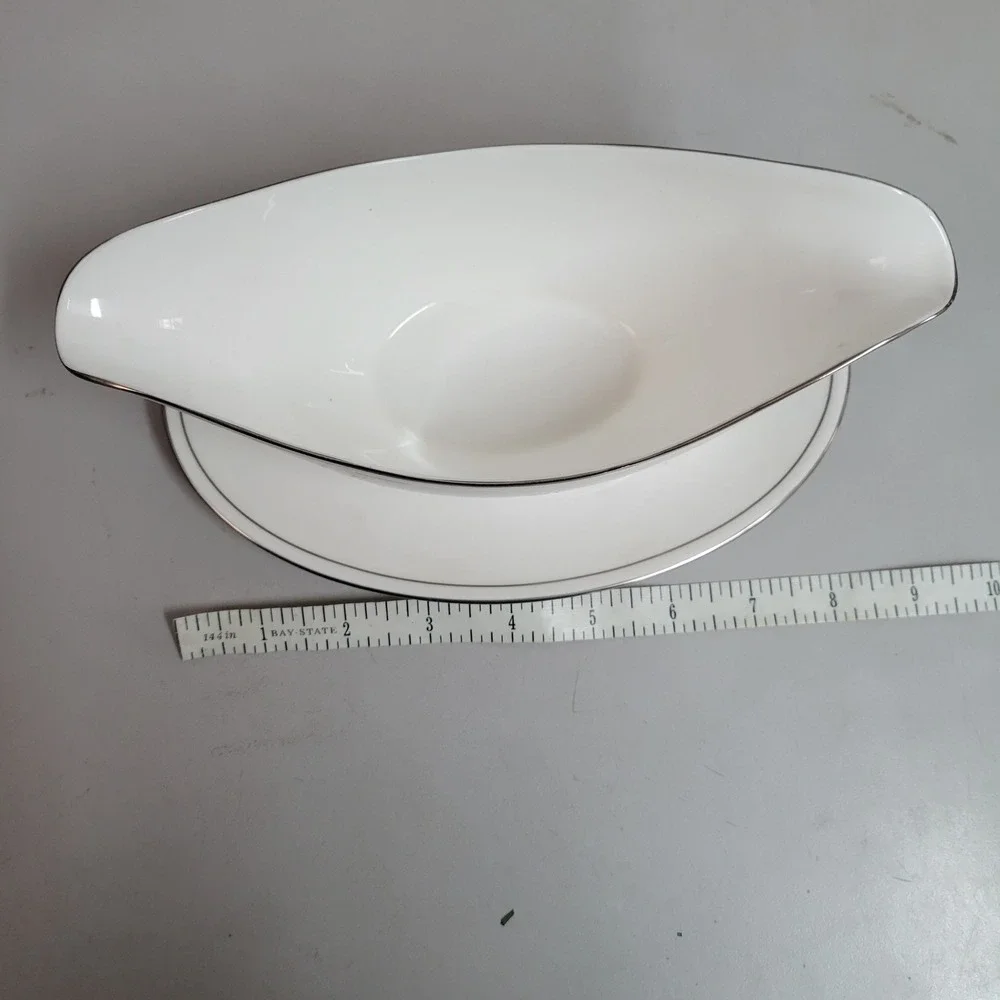 Royal‎ Doulton Tiara Gravy Boat and Saucer Silver Rim English Fine Bone China